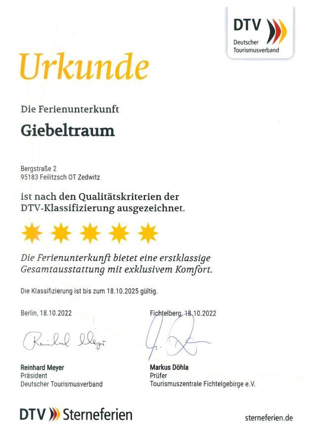 Chalet-Ferienwohnung Giebeltraum, 115 Qm, Wellness/Fitness/Sauna - Bergroedelhof Feilitzsch ภายนอก รูปภาพ